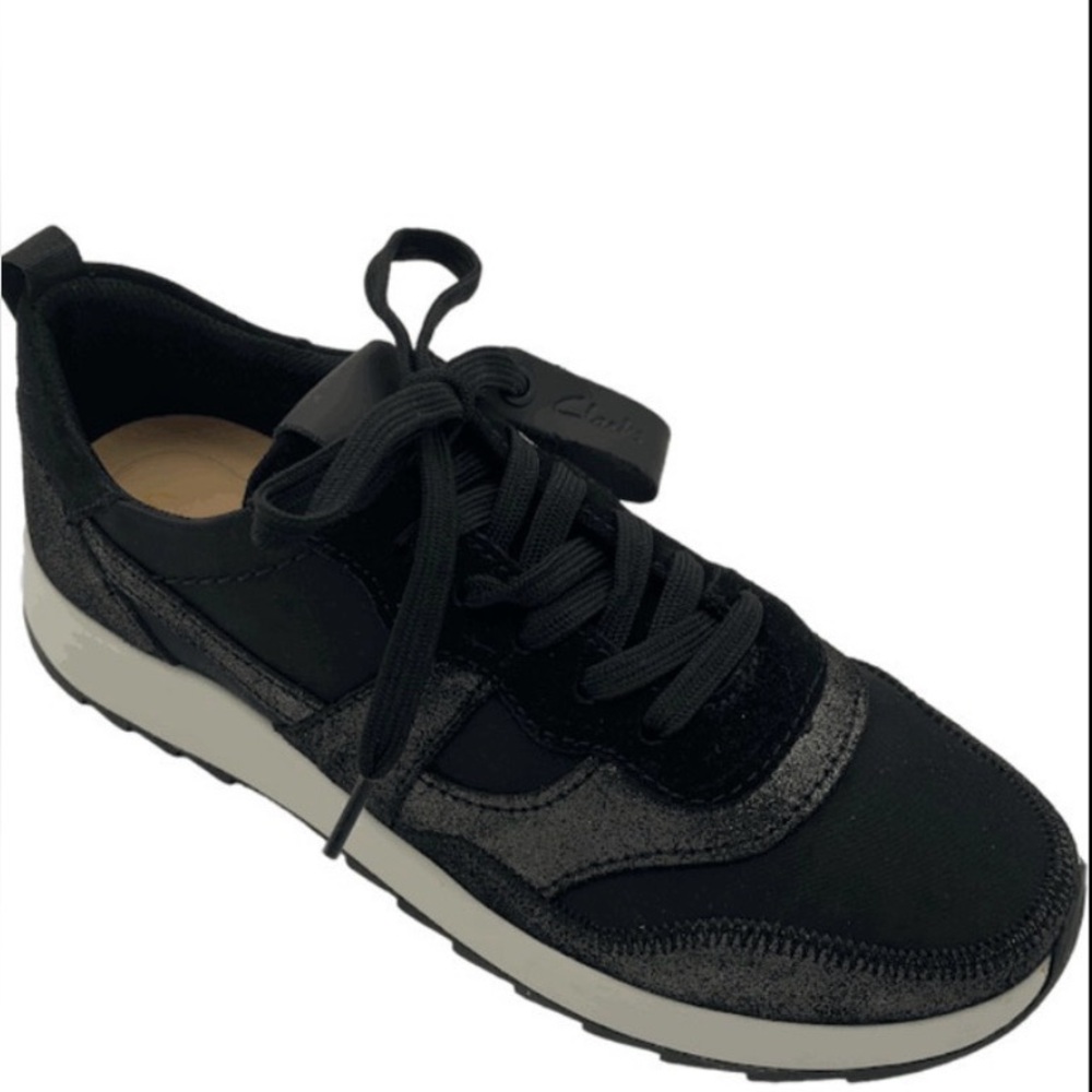 Women’s Clarks DashLite Jazz Black Leather Sneaker Size 6 1/2